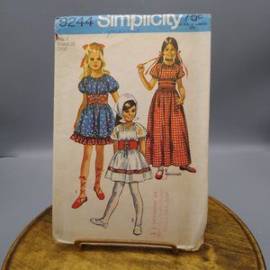 Vintage Sewing PATTERN Simplicity 9244, Child Boho Peasant Dresses, Girls 1970